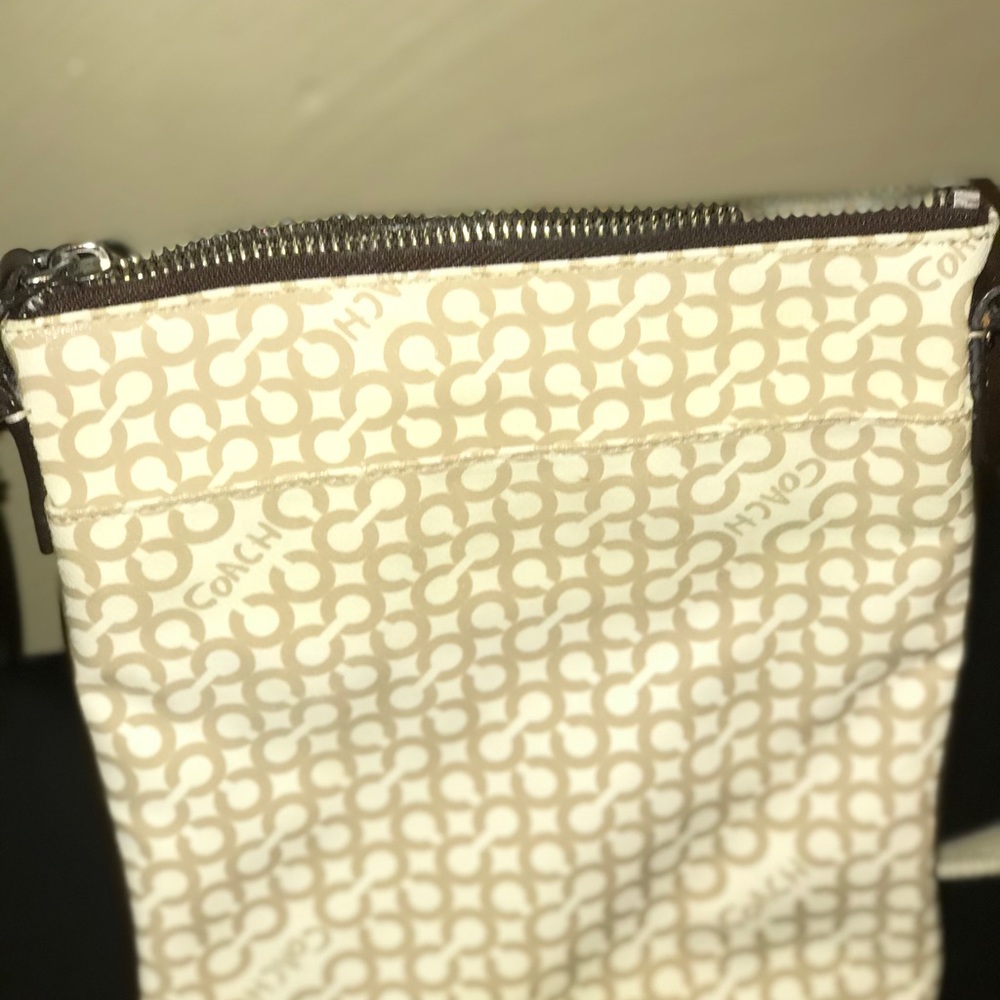 Coach - Picture 2 of 3